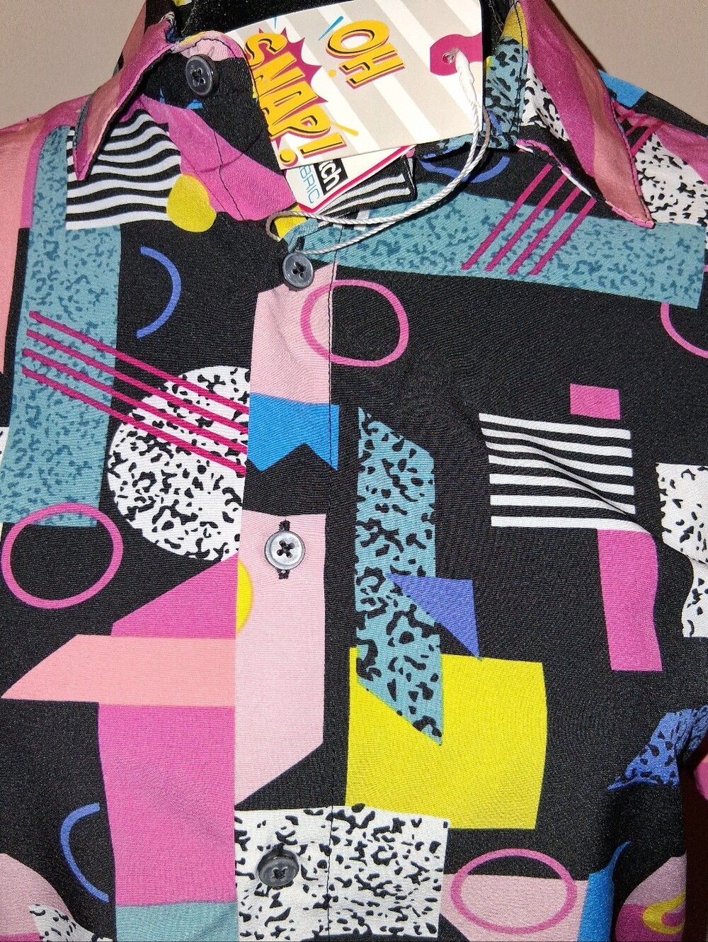 Oh Snap Size Medium 80s Look Abstract Design Shirt NEW NWT